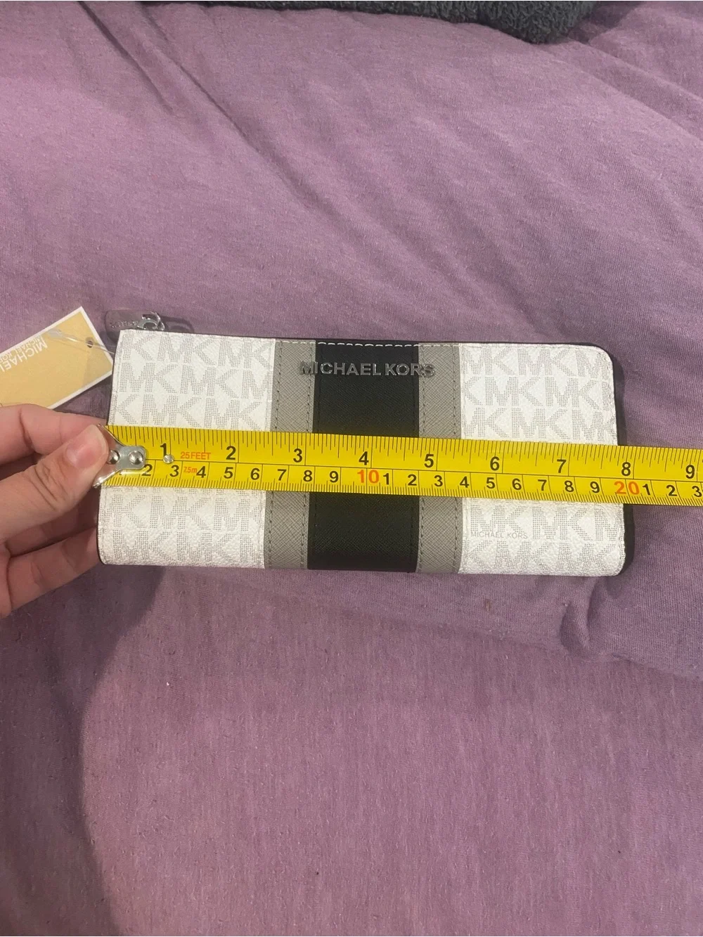 Michael Kors White and Black Signature Zip-Around Wallet